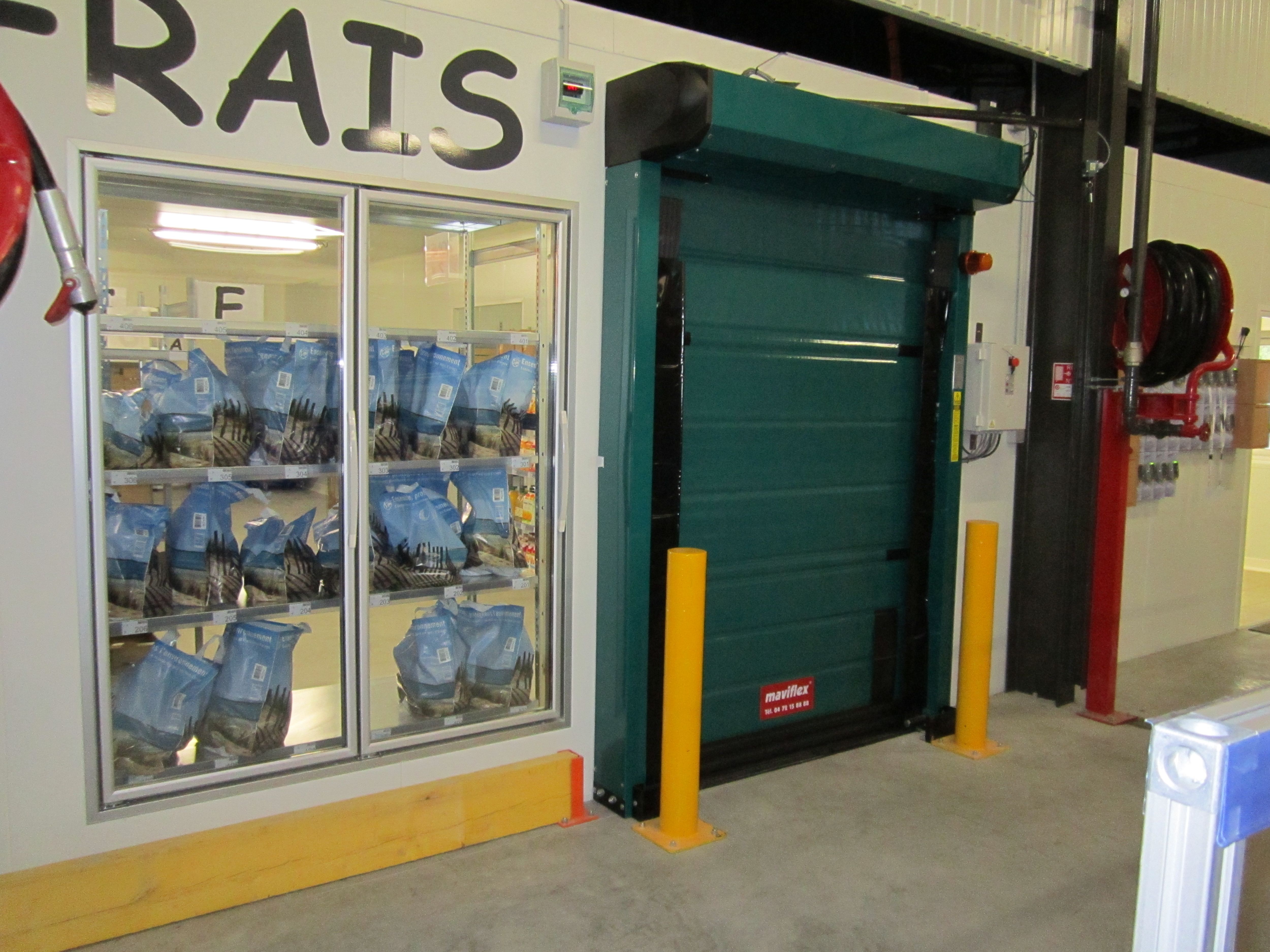 Portes vitrées et porte à ouverture rapide